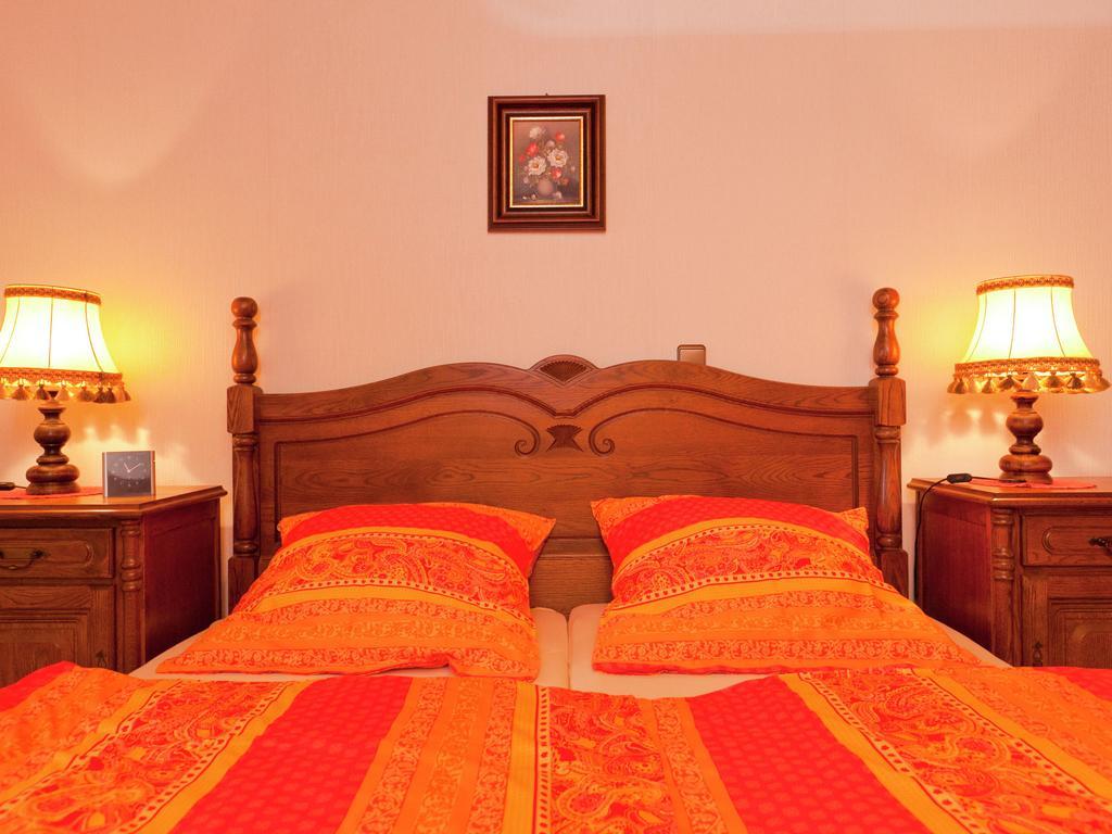Apartment In Eifel With Children S Playground Lirstal Екстер'єр фото
